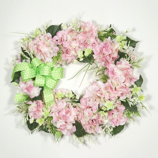 Fresh-cut Hydrangeas Wreath