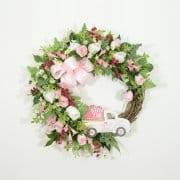 Loads of Love Valentine Wreath